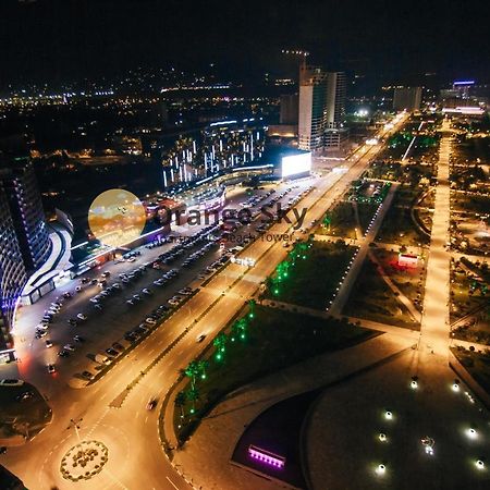 Orange Sky Apartments Beach Tower Batumi Exterior photo