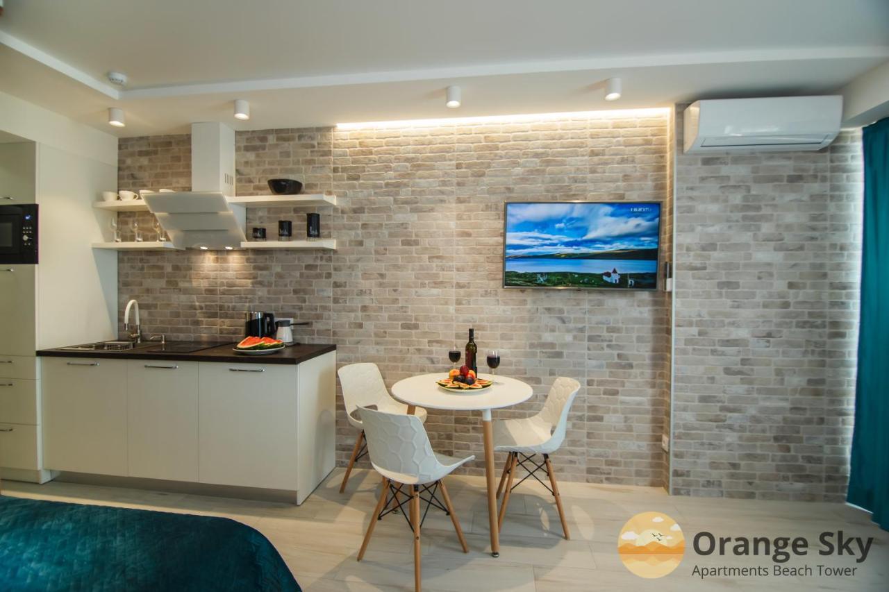 Orange Sky Apartments Beach Tower Batumi Exterior photo