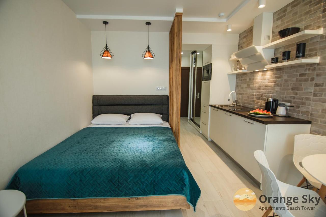 Orange Sky Apartments Beach Tower Batumi Exterior photo
